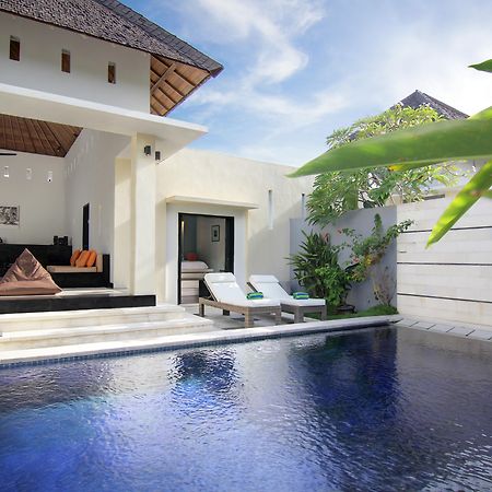 The Seminyak Suite - Private Villa Kuta Lombok Exterior foto