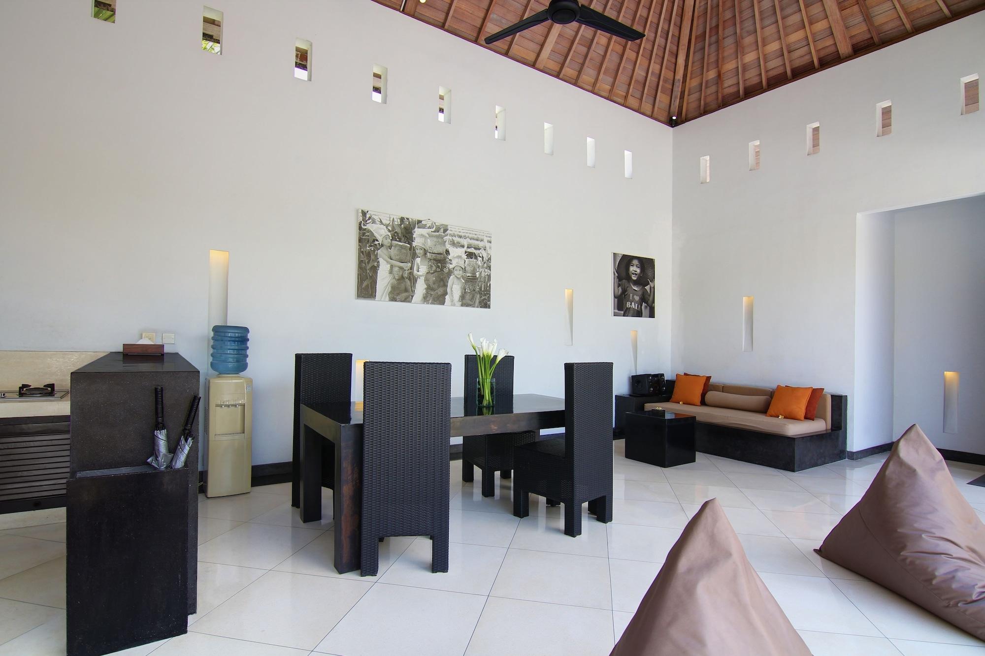 The Seminyak Suite - Private Villa Kuta Lombok Exterior foto